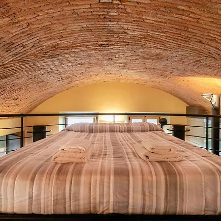 Secret Retreat With View By Halldis *